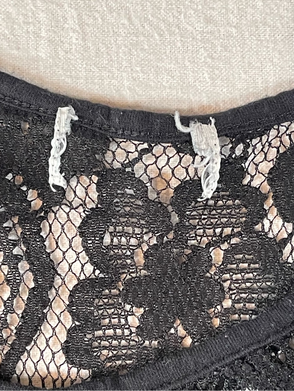 Lace Yoke Sleeveless Tank Top in Black - Picture 3 of 8
